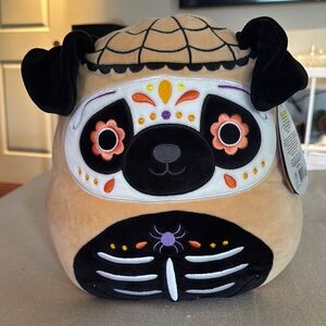 Squishmallow 2021 Día de Los Muertos Prince the Pug